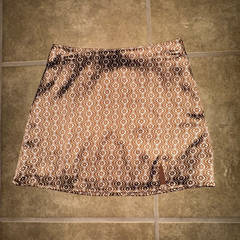 Hollister Brown and White Skirt